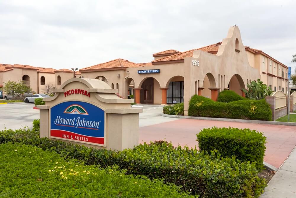 Howard Johnson by Wyndham Pico Rivera Hotel & Suites, Califorlia, USA